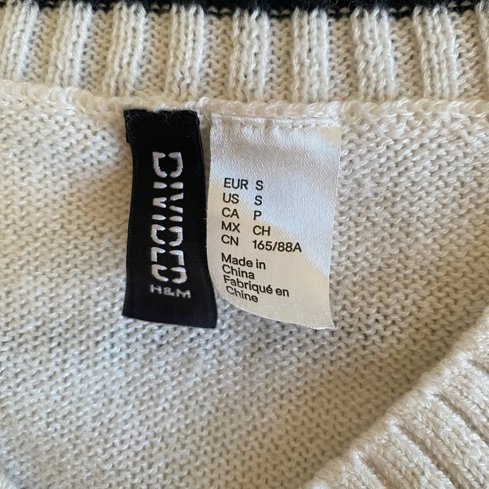 H&M knitted vest - Picture 3 of 4